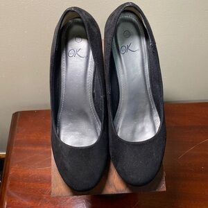 Elegant Black Suede Wedges